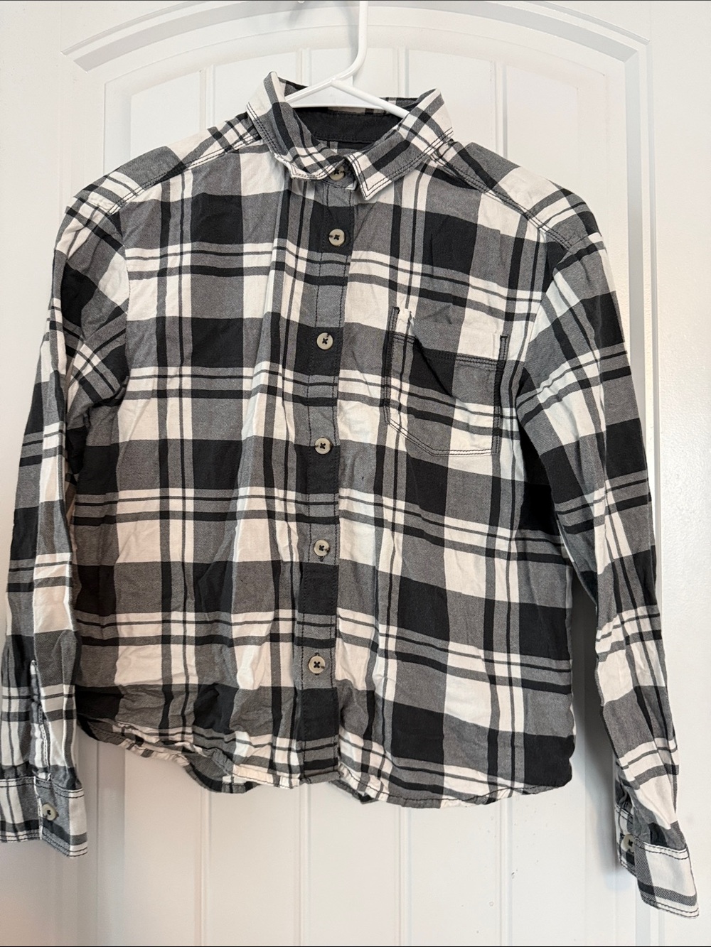 Cat & Jack Black and White Plaid Button-Down Shirt